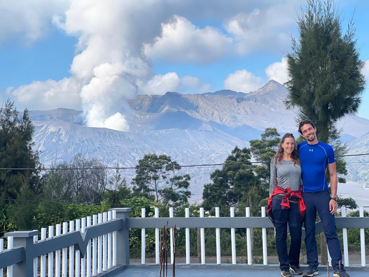 Cahyo Homestay ブロモ山 エクステリア 写真